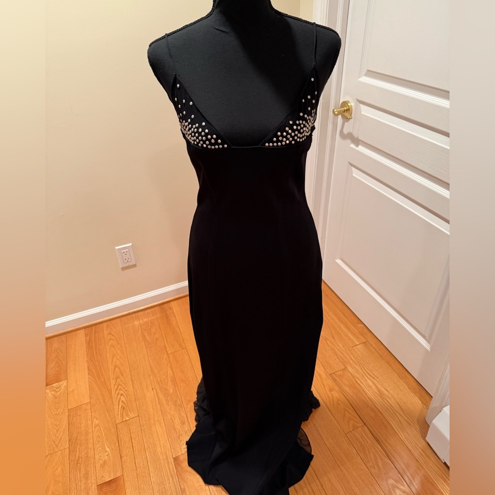 Talk of the Walk Black and Red Spaghetti Strap Gown